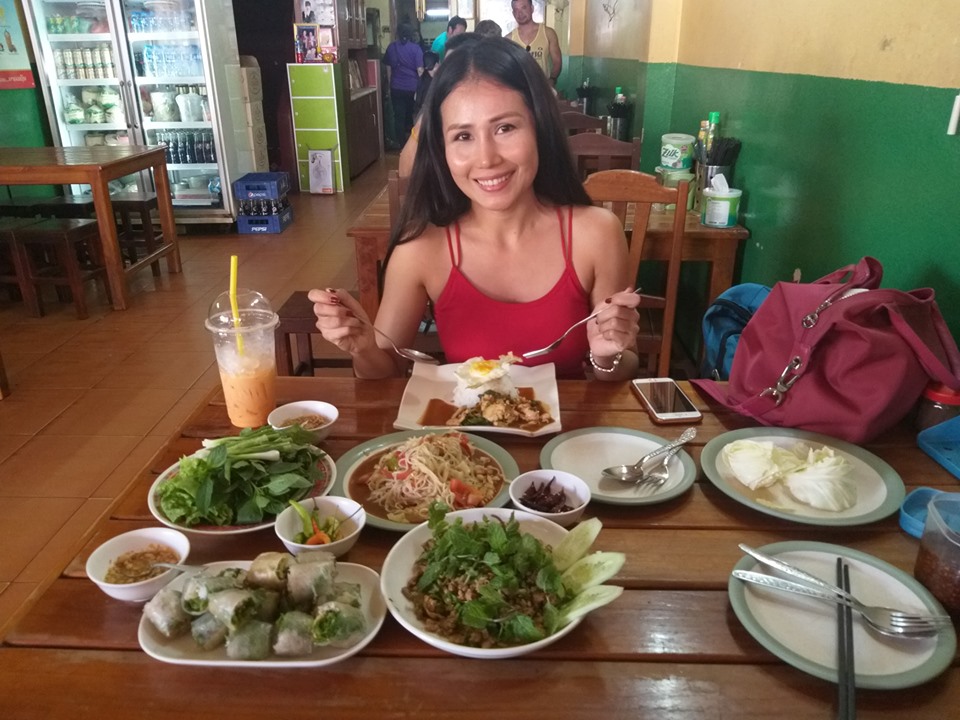 Vientiane Food with Nomadic Nava