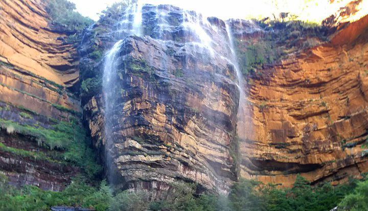 Wentworth Falls hike to base nomadic travel